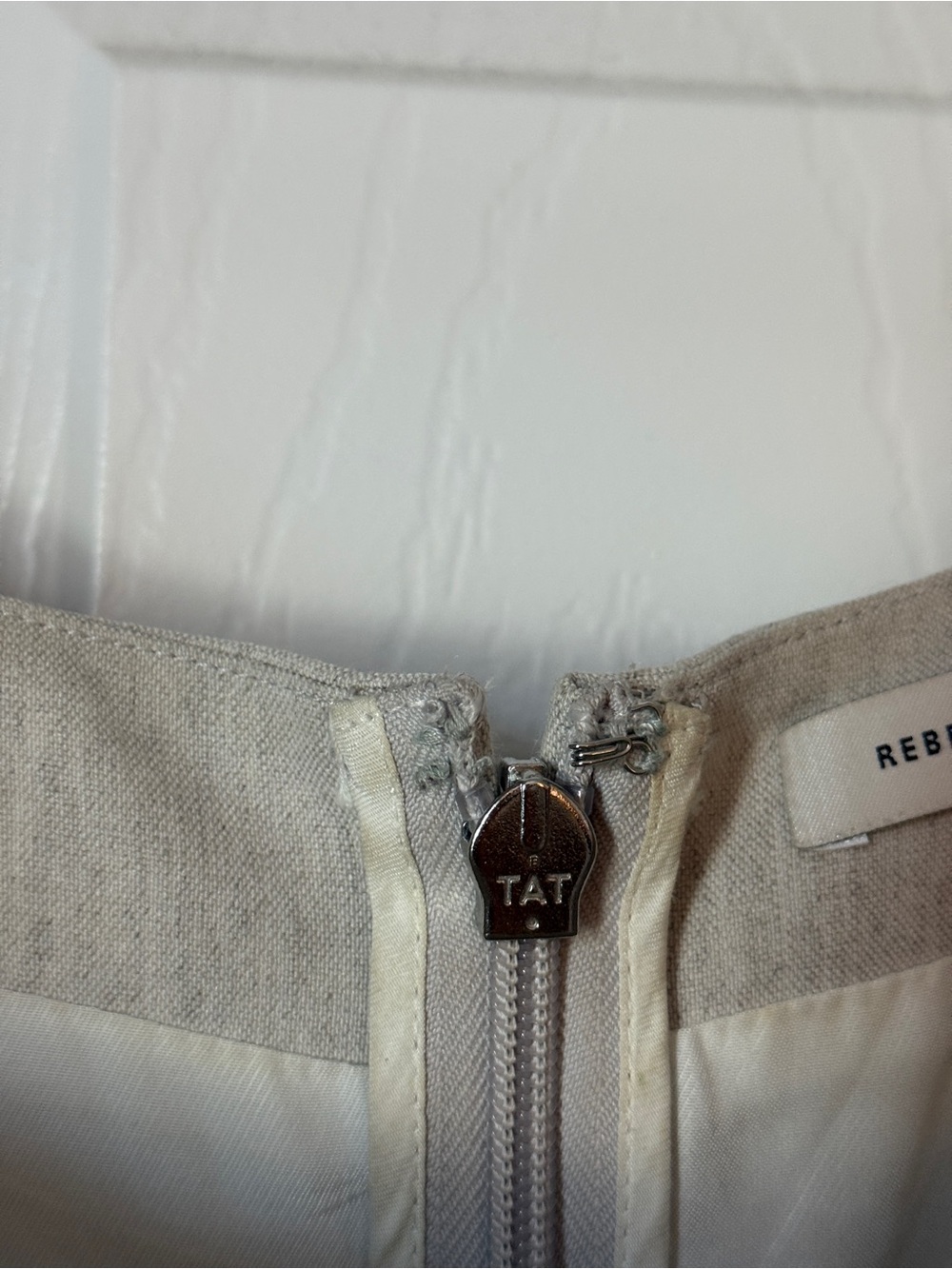 Rebecca Taylor Linen Romper - Picture 4 of 7